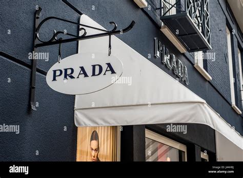 prada saffiano roermond outlet|Prada Roermond Outlet.